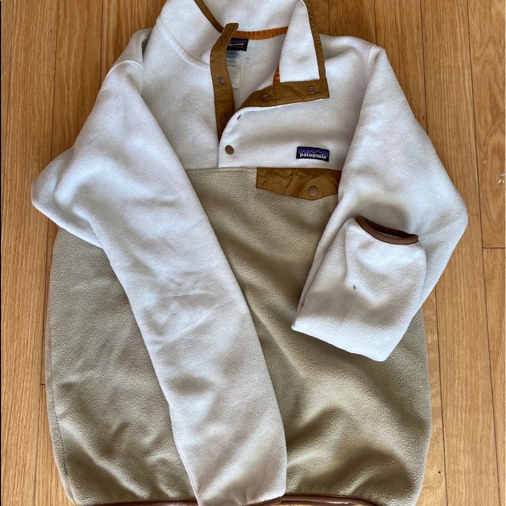 Patagonia 1/4 zip fleece